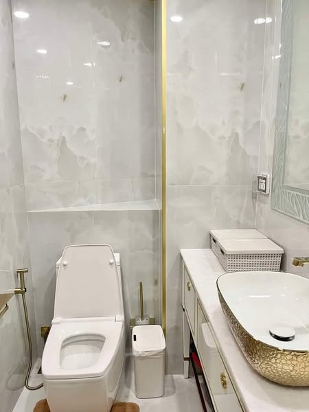 bathroom of Copa Cabana