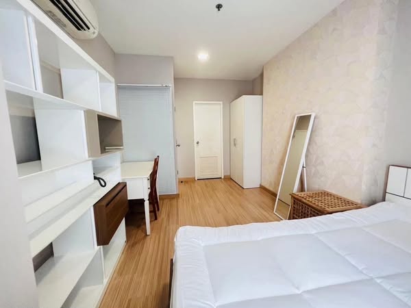 bedroom of CU Terrace