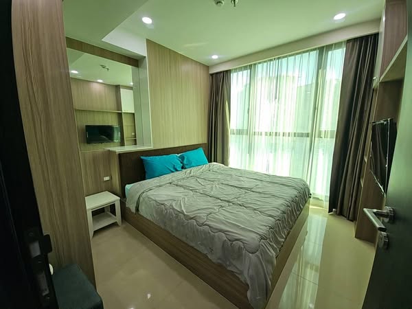 bedroom of Dusit Grand Condo View