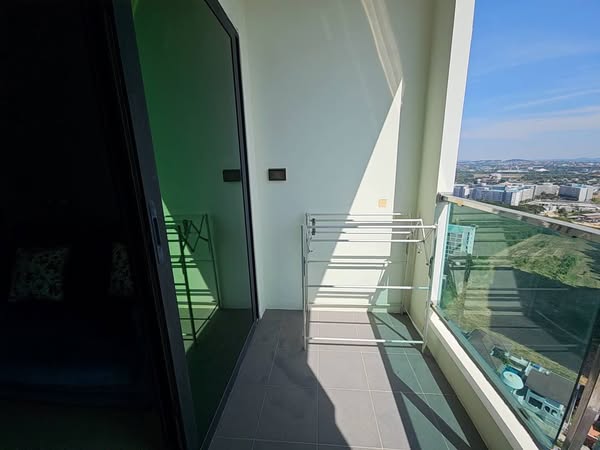 room interior of Dusit Grand Condo View