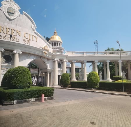 Evergreen City Village