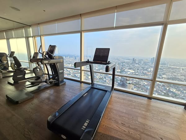 Four Seasons Hotel Bangkok at Chao Phraya River