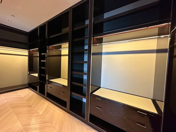 room interior of Four Seasons Private Residences
