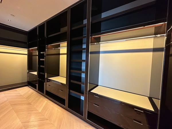 room interior of Four Seasons Private Residences