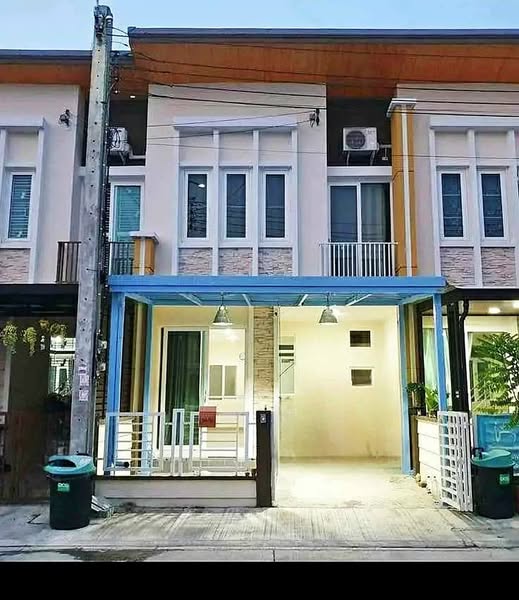 fire escape of Golden Town, Nonthaburi - BTS some betel.