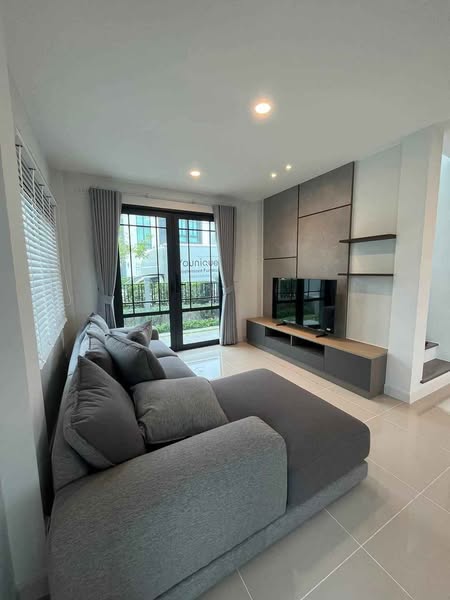 living room of Grande Pleno Sukhumvit-Bangna