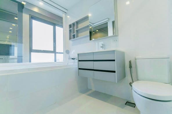 bathroom of HQ by Sansiri