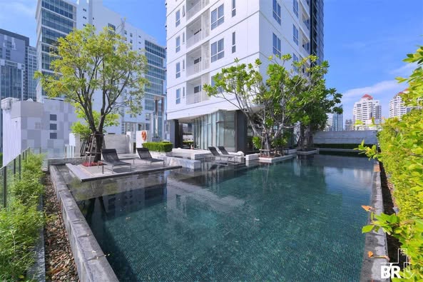 pool of HQ by Sansiri