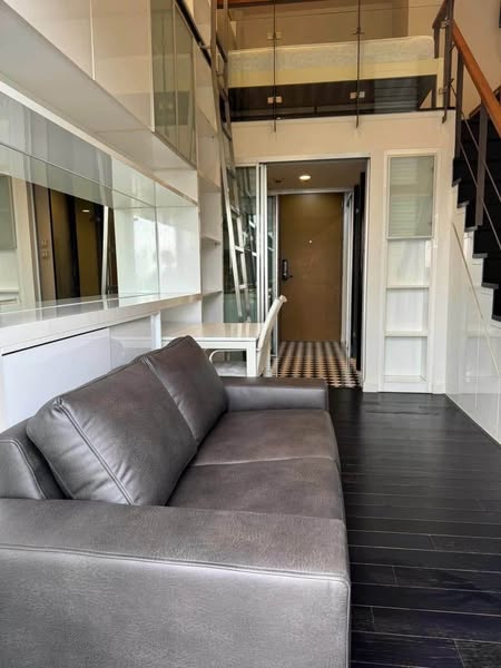 living room and room interior of Ideo Morph 38