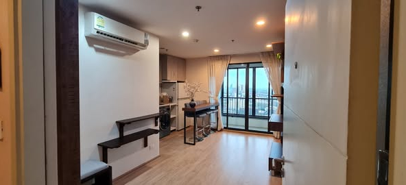 Ideo Sathon-Tha Phra