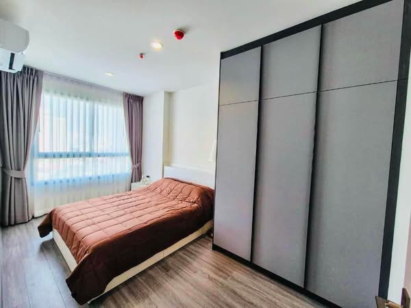 bedroom and room interior of IDEO Sukhumvit Rama 4 ไอดีโอ สุขุมวิท-พระราม 4
