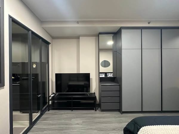 bedroom and room interior of IDEO Sukhumvit Rama 4 ไอดีโอ สุขุมวิท-พระราม 4