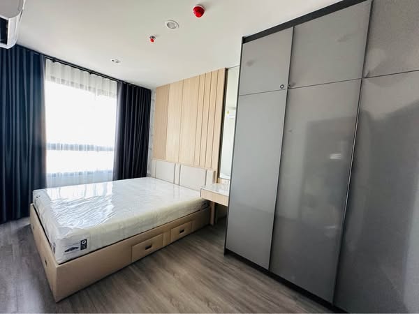 bedroom and room interior of IDEO Sukhumvit Rama 4 ไอดีโอ สุขุมวิท-พระราม 4
