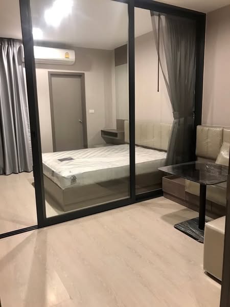 bedroom and room interior of Ideo Tha Phra Interchange