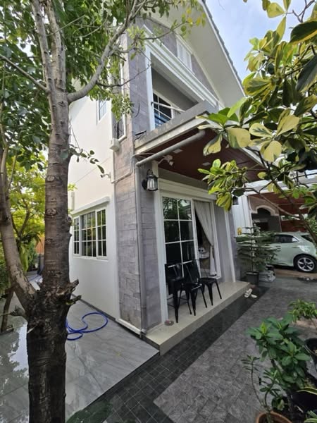 เพรสทีจ ฟิวเจอร์ - รังสิต