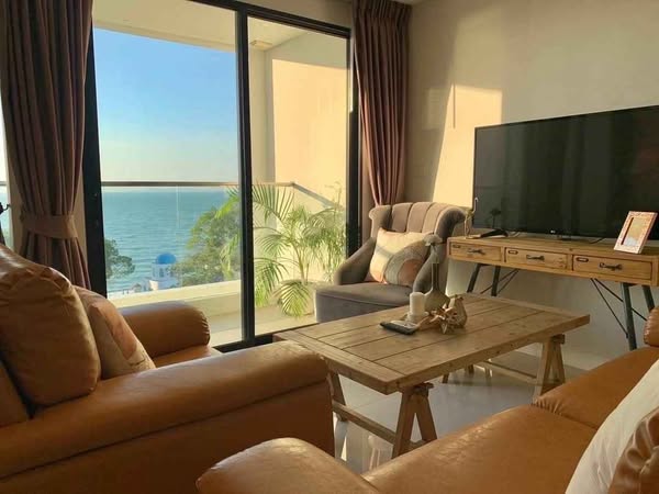 living room of Jomtien Condotel - B