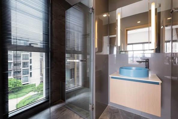 room interior and bathroom of Kawa Haus