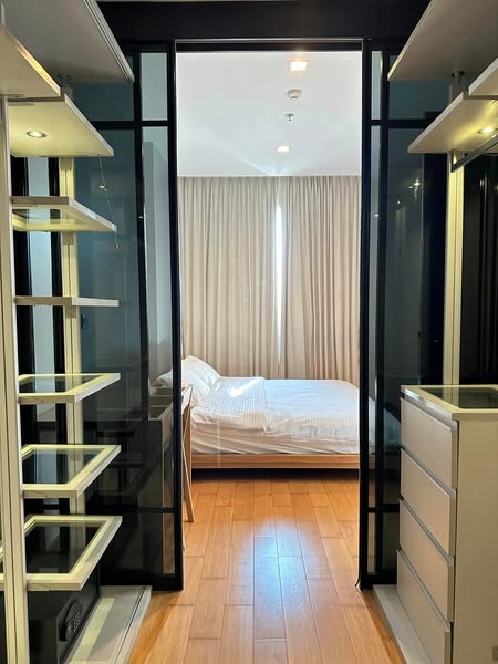 bedroom and room interior of Keyne by Sansiri