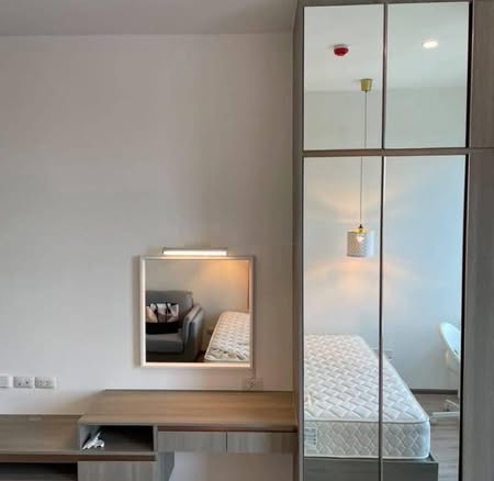 bedroom and room interior of KnightsBridge Prime Onnut