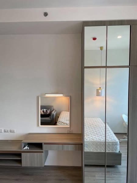 bedroom and room interior of KnightsBridge Prime Onnut