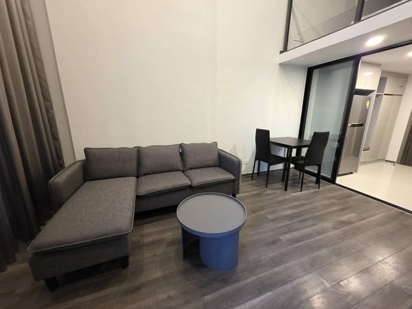 living room of KnightsBridge Space Rama9