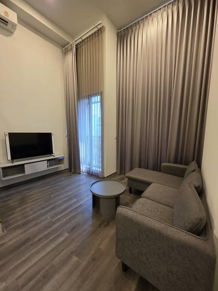 living room and bedroom of KnightsBridge Space Rama9