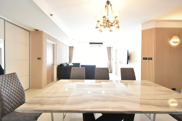 bedroom and room interior of Las Colinas