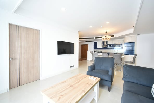 room interior of Las Colinas