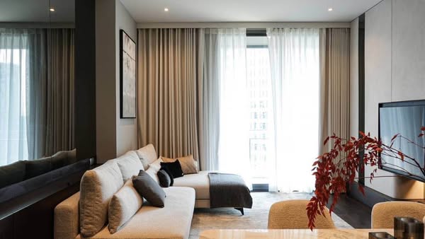 living room and bedroom of LAVIQ Sukhumvit 57