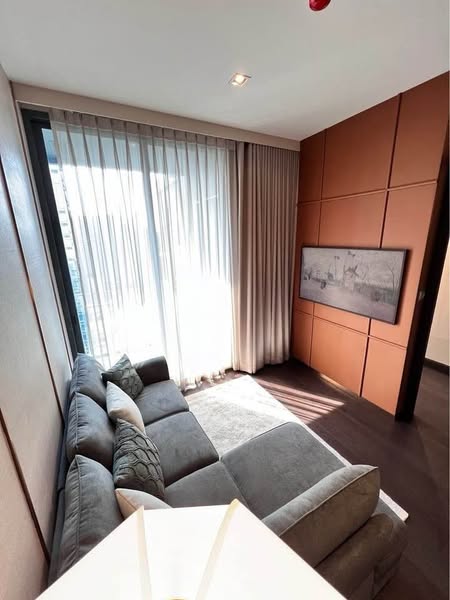 living room and bedroom and room interior of LAVIQ Sukhumvit 57