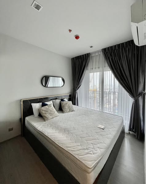 bedroom of Life Asoke – Rama 9