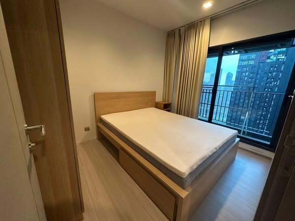 bedroom of Life Asoke – Rama 9