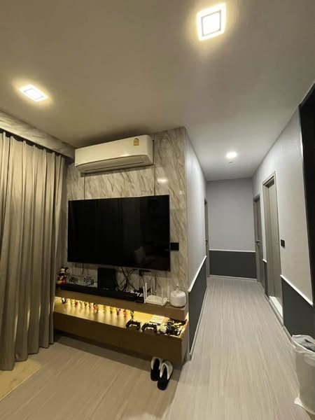 bathroom of Life Asoke Hype