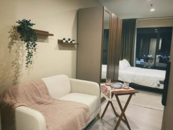 living room and bedroom of Life Asoke Hype