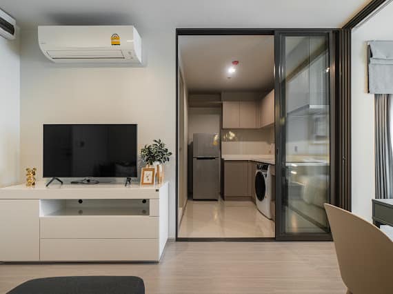 bedroom and room interior of Life Ladprao