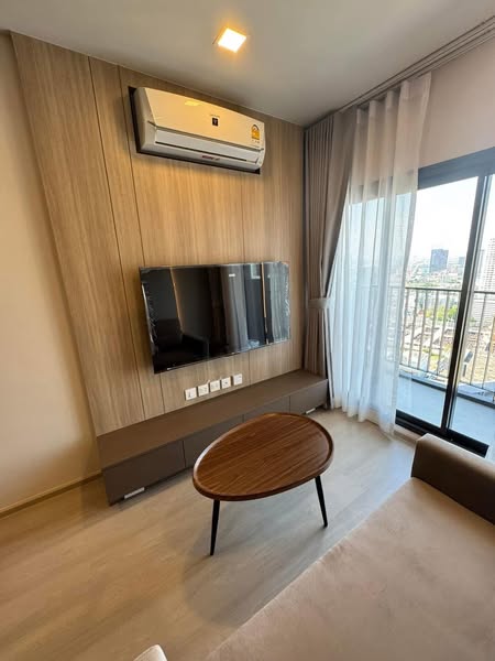 bedroom and living room and room interior of Life พหลฯ-ลาดพร้าว | Life Phahon-Ladprao | First Class Living in The Heart of Ladprao