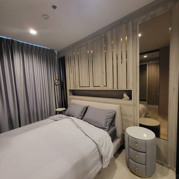bedroom of Life One Wireless