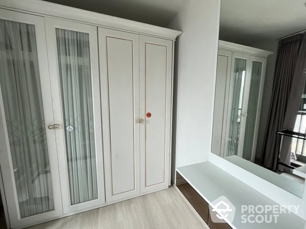 room interior of Life One Wireless