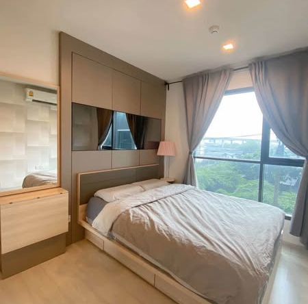 bedroom of Life Sukhumvit 48