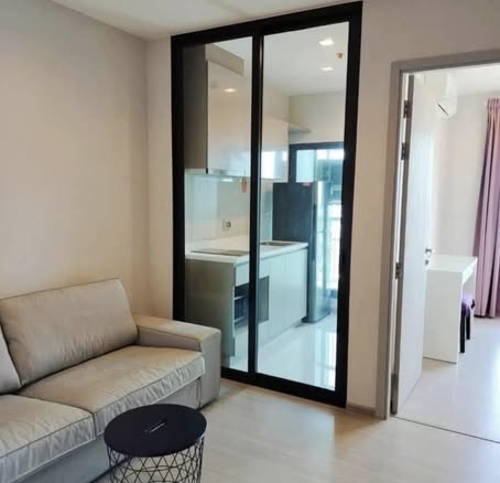 room interior of Life Sukhumvit 48