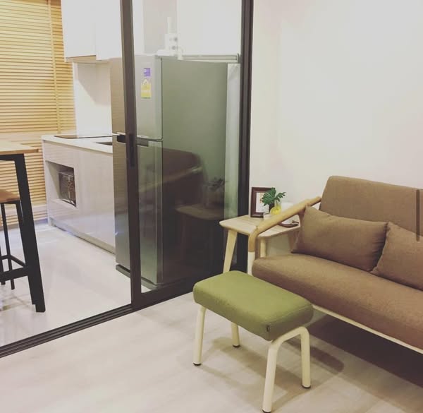 room interior of Life Sukhumvit 48