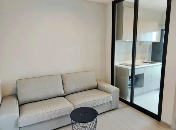 room interior of Life Sukhumvit 48