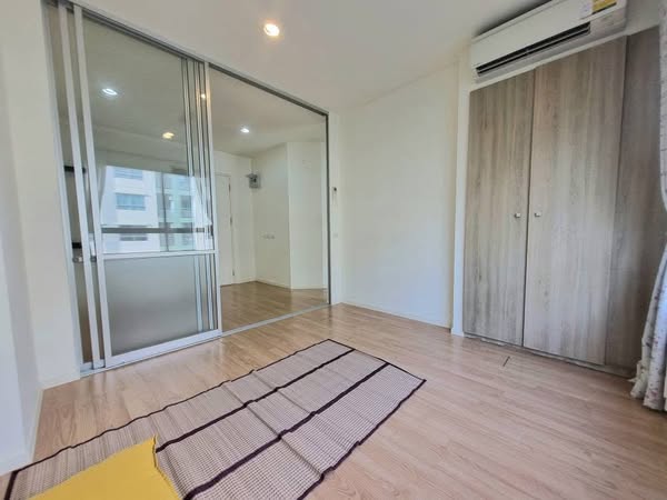 bedroom of Lumpini Ville On Nut