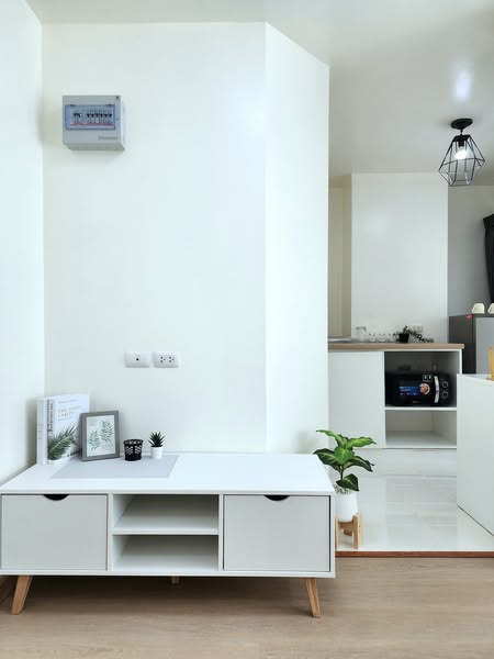 living room and room interior of Lumpini Ville On Nut - Phatthanakan