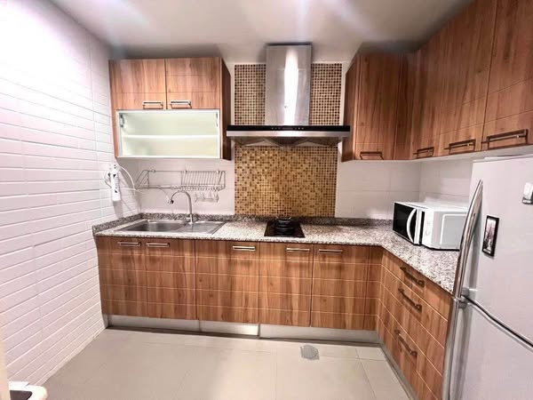 kitchen of MODERN TOWN