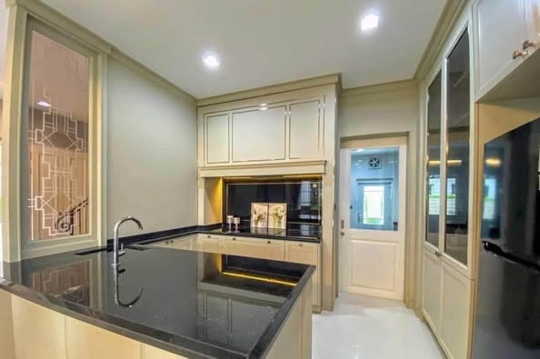 kitchen of Nantawan Ramindra – Phahonyothin 50