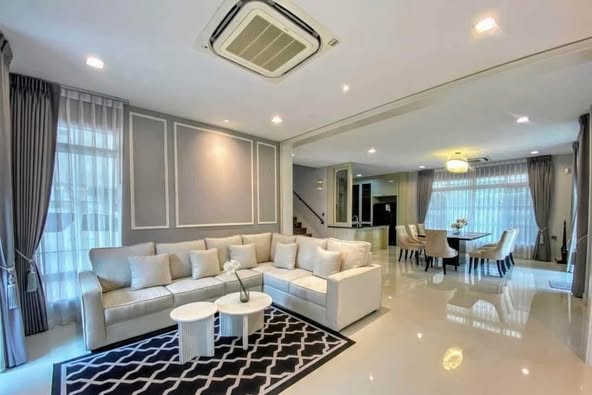 living room and bedroom of Nantawan Ramindra – Phahonyothin 50