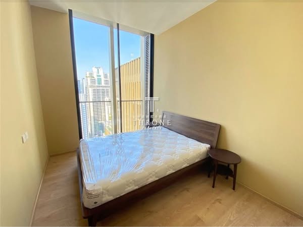 bedroom of Noble BE 19