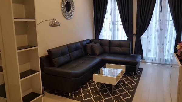 bedroom and living room of Noble Ploenchit