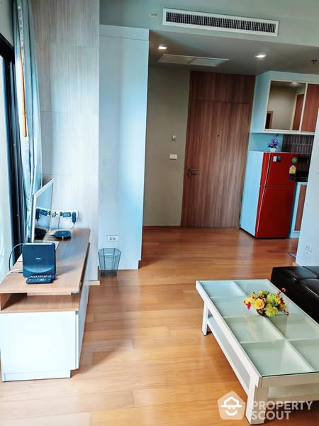 room interior of Noble Revent
